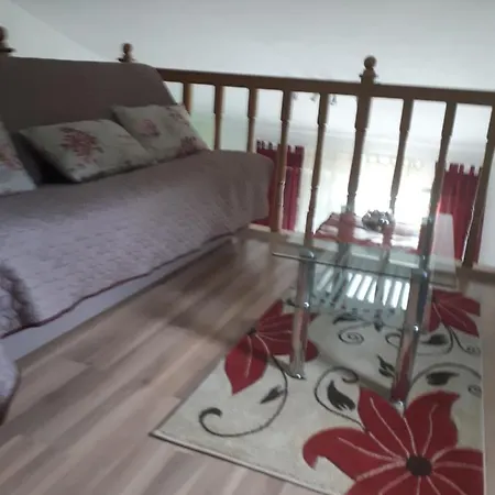 Makaus Apartman Kampor