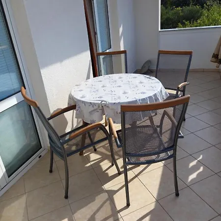 Makaus Apartmán