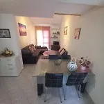 Makaus Appartement *