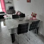 Makaus Appartement *