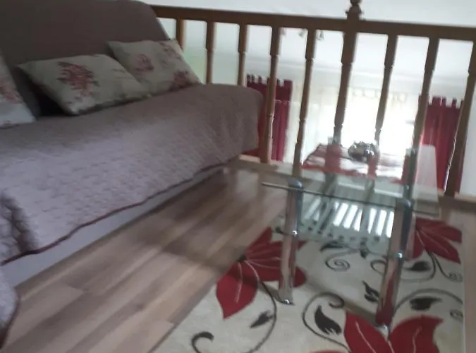 Makaus Apartman Kampor