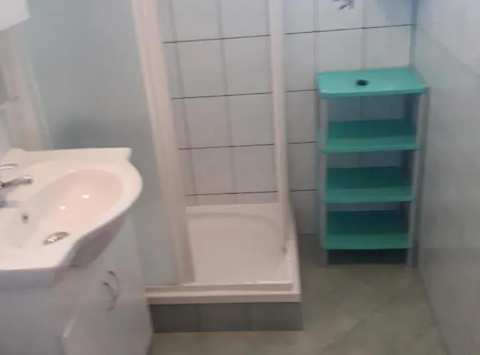 Makaus Apartman Kampor