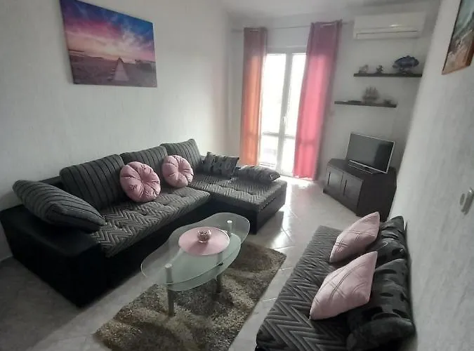Makaus Apartman Kampor